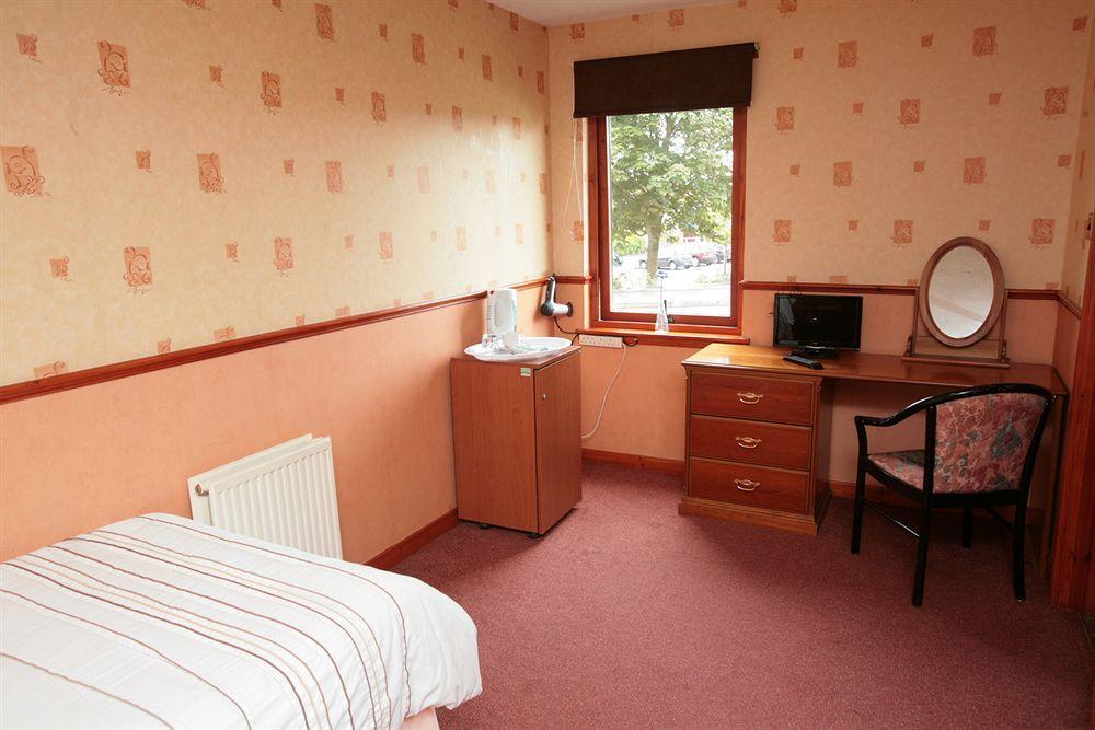 Livingston Lodge Hotel Екстер'єр фото